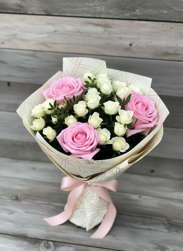 Букет цветов из: Розы в Кропоткине