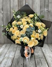 Букет цветов из:  Розы и Лизиантусы #REPLACE_PRED# Кропоткине