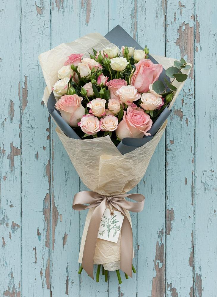 Букет цветов из: Розы в Кропоткине