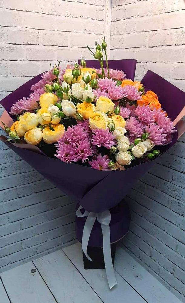 Букет цветов из: Хризантемы и Розы в Кропоткине