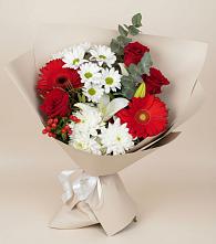 Букет цветов из:  Розы, Хризантемы, Герберы и Лилии в Кропоткине