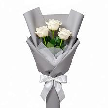 Букет 3 белые розы в Кропоткине