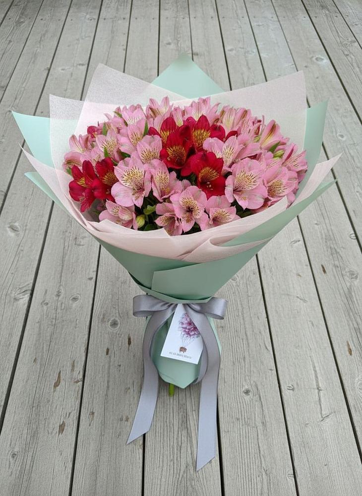 Букет цветов из: Альстромерии в Кропоткине